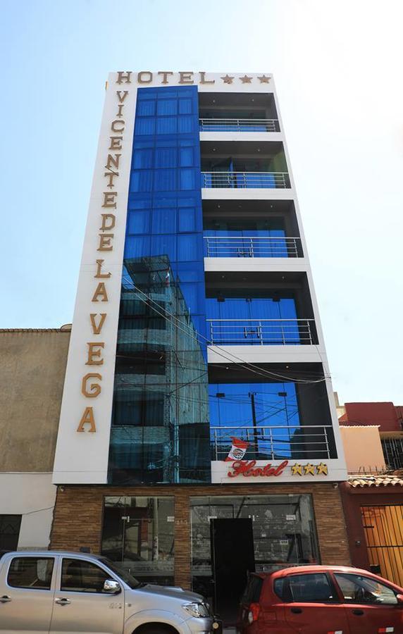Hotel Vicente De La Vega チクラーヨ エクステリア 写真